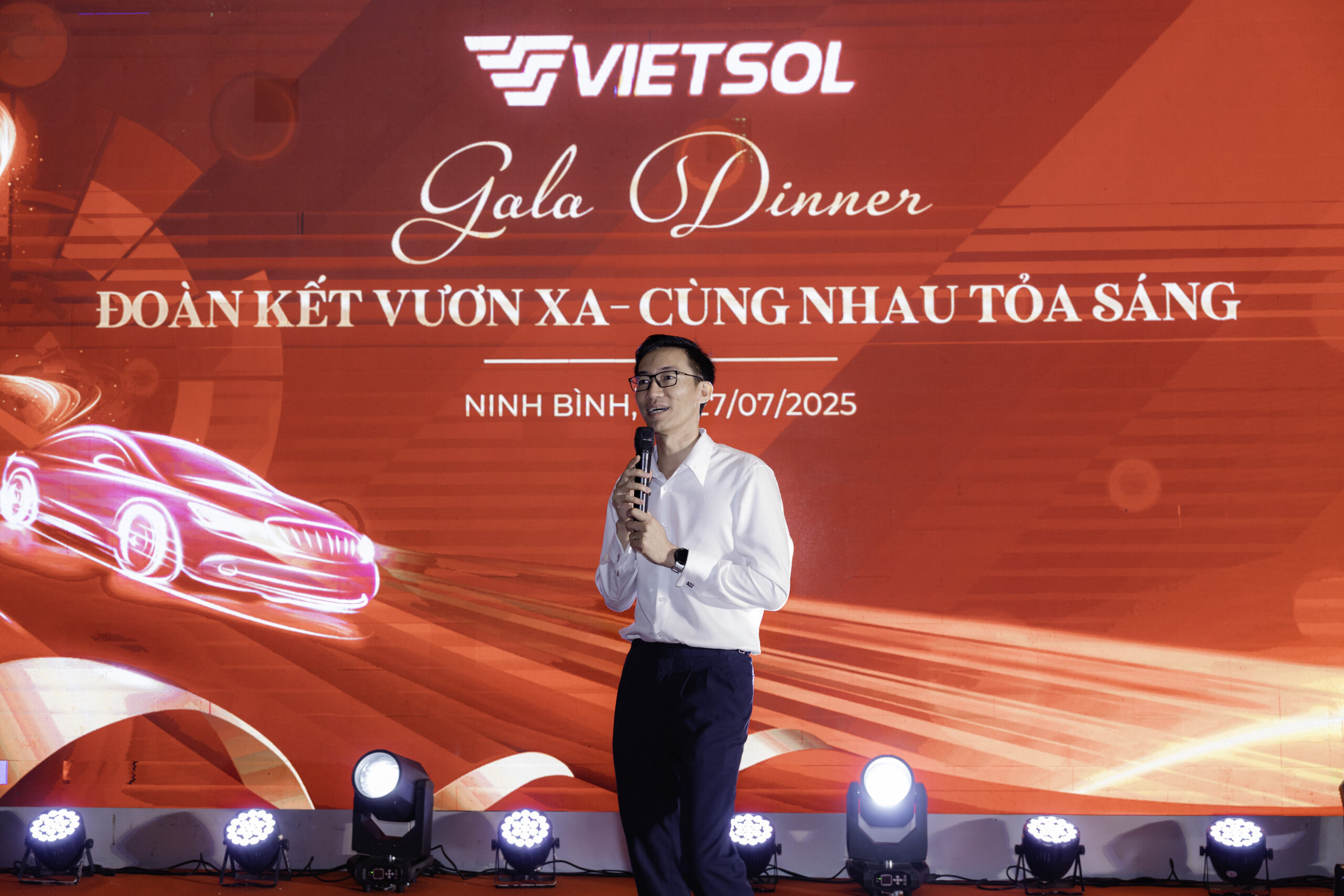 Vietsol Teambuilding 2025 in Ninh Binh – team bonding and company culture