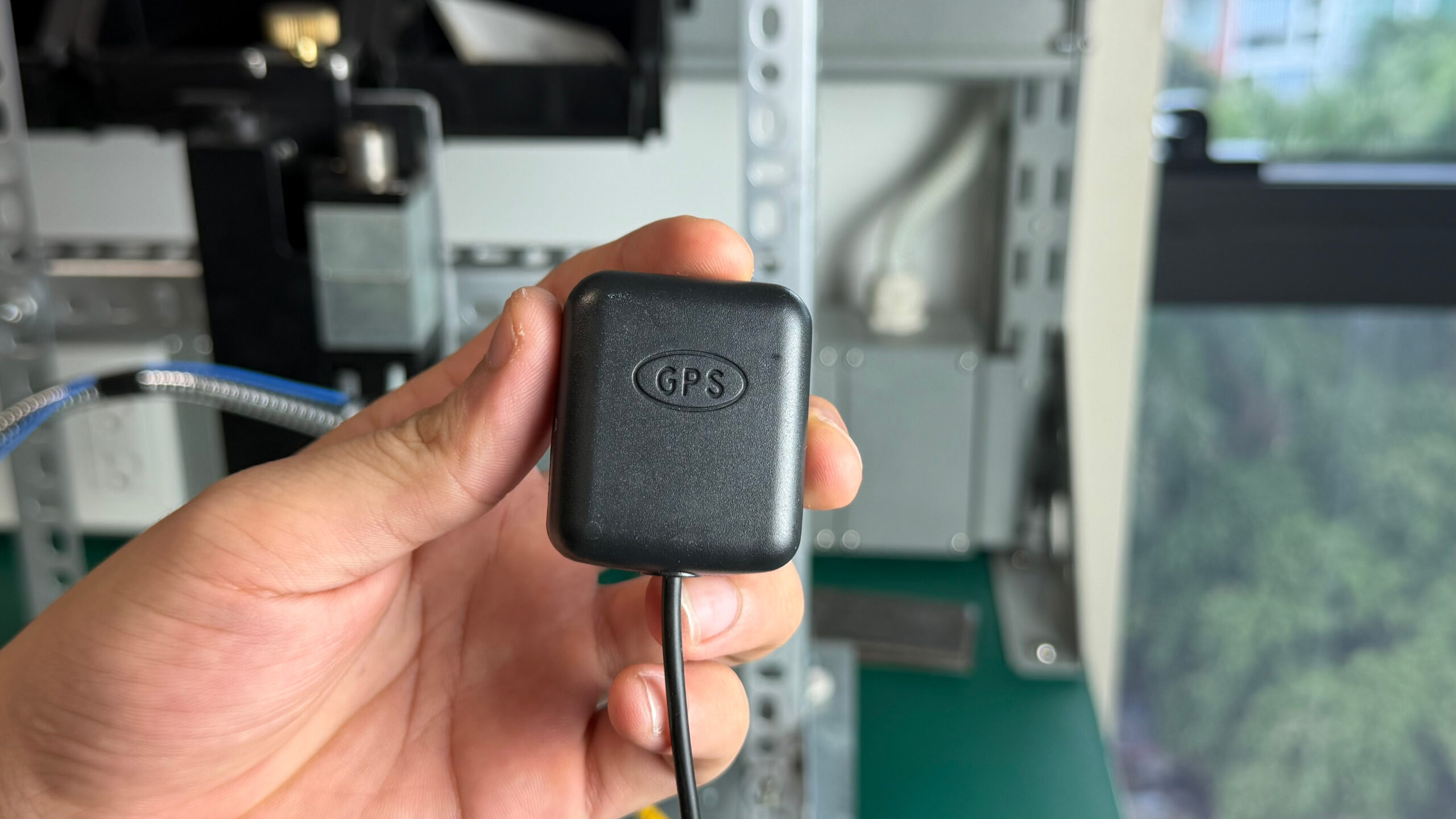 Hardware equipment - GPS tracker