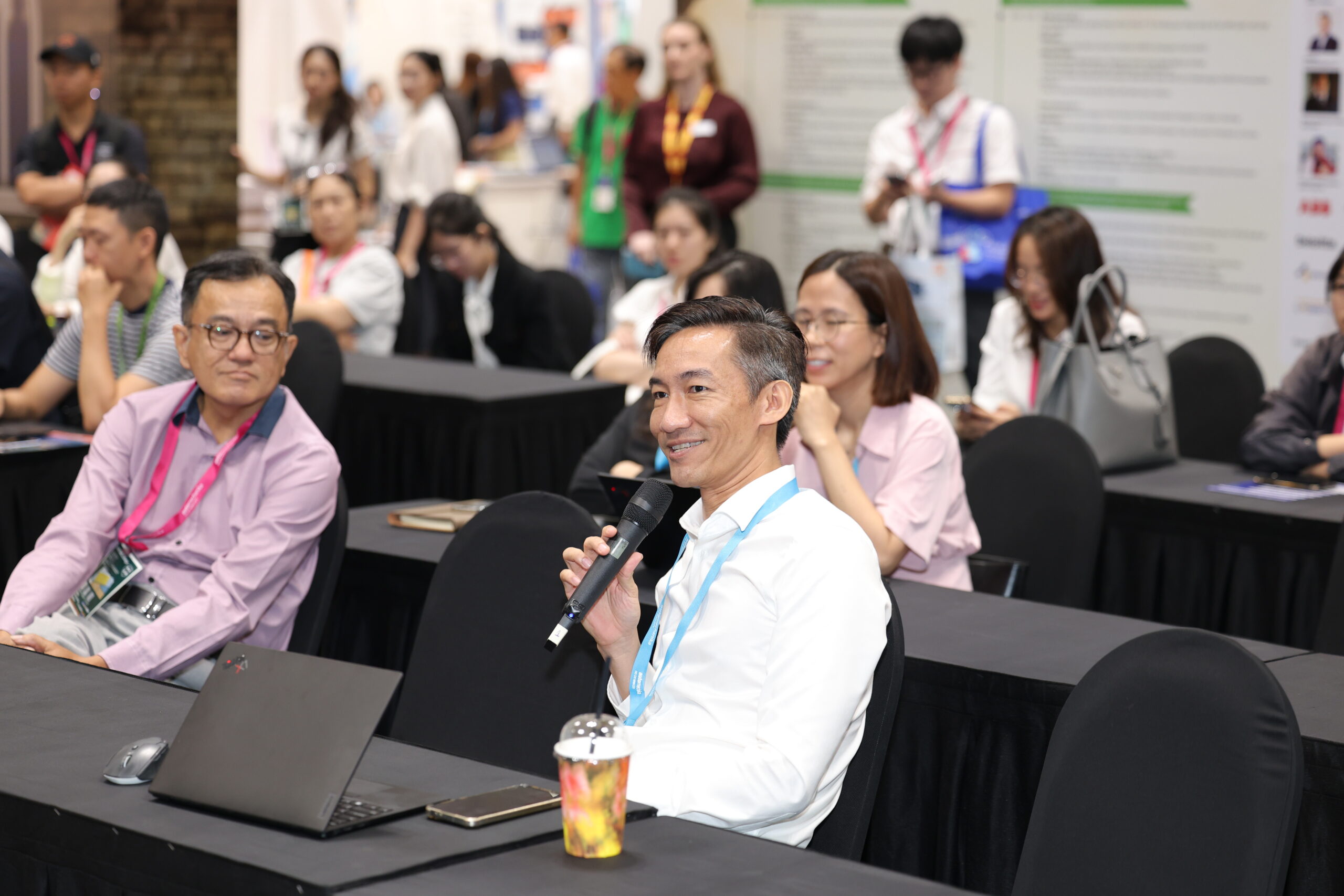 Mr. Tuan Nguyen Quoc, CEO of Vietsol JSC, sharing his perspective from the audience at Automechanika Ho Chi Minh City conference.