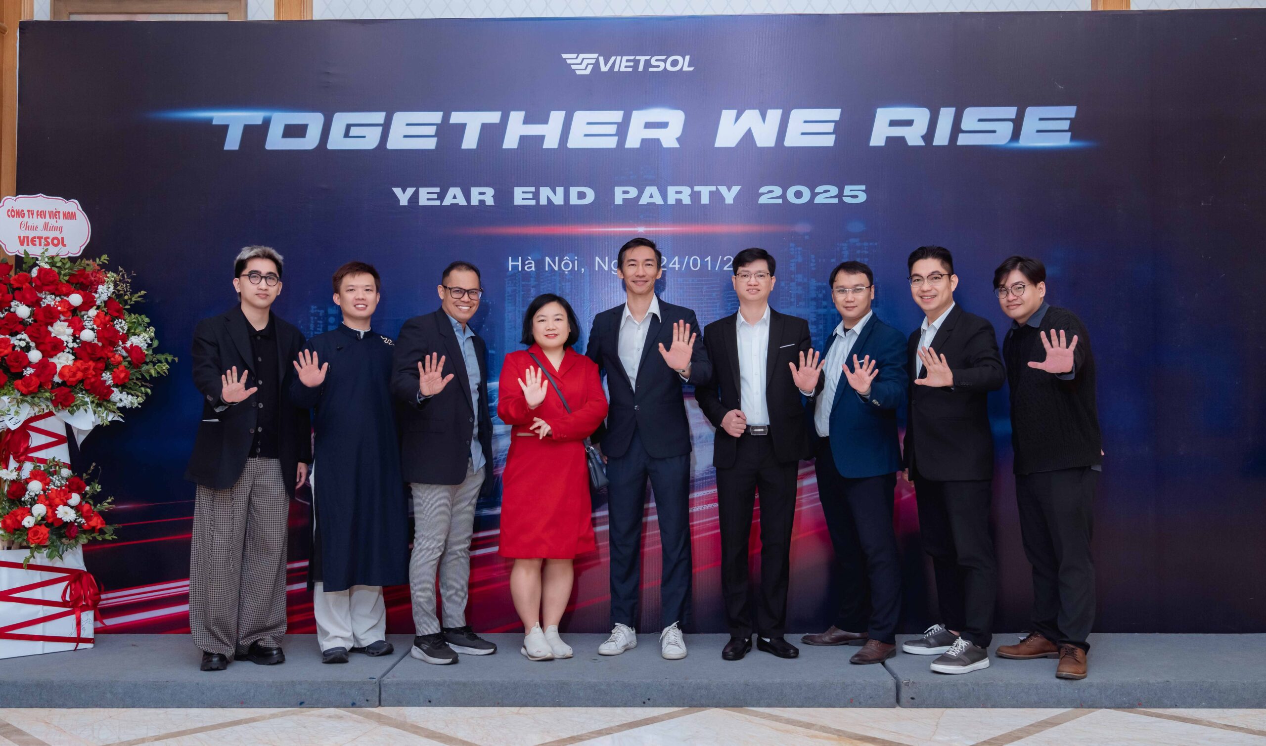 Vietsol Year End Party, group photo, close-up of smiling faces