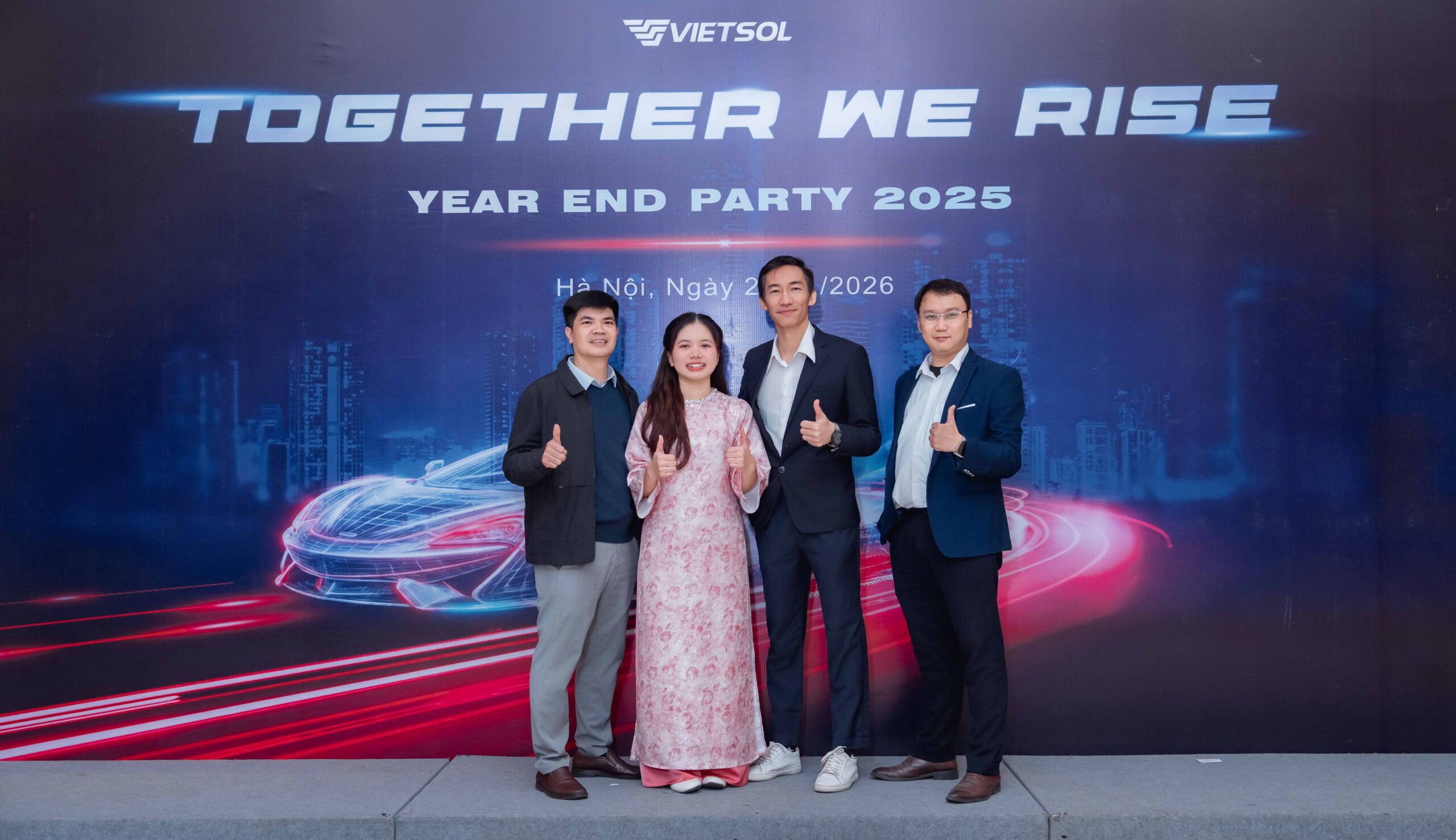 Vietsol Year End Party, group photo, close-up of smiling faces